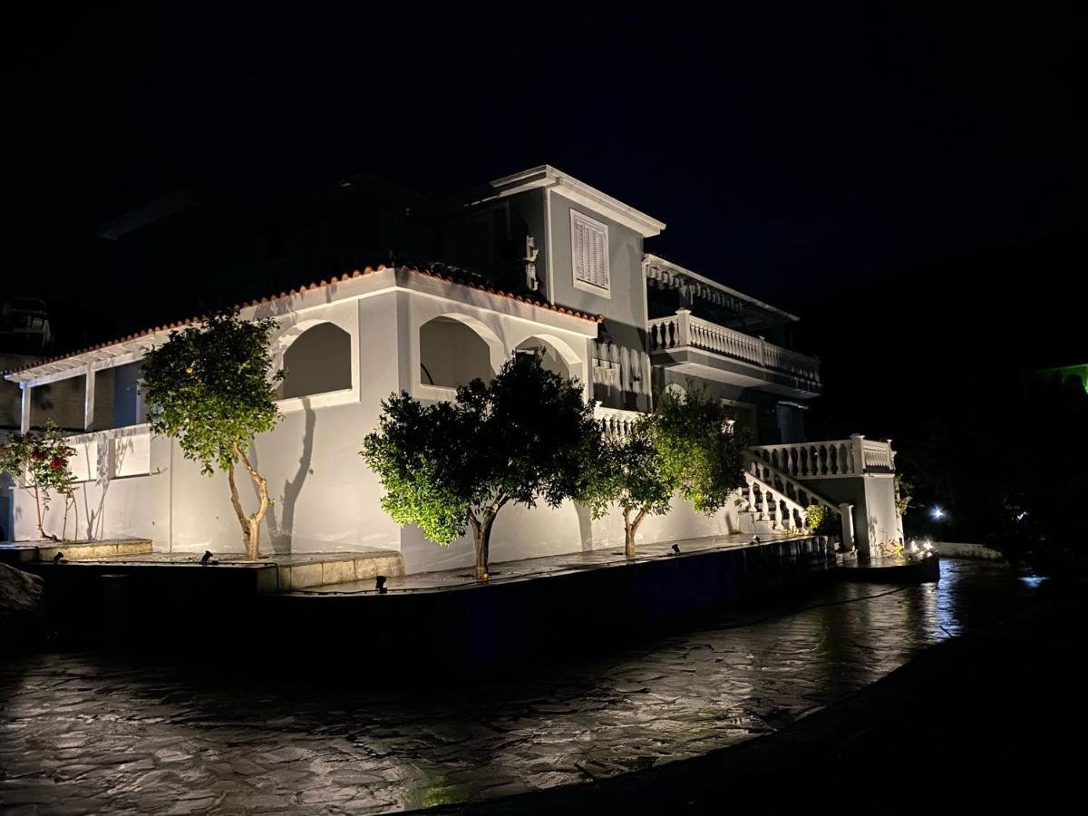 Villa Karras 毕达哥利翁 外观 照片