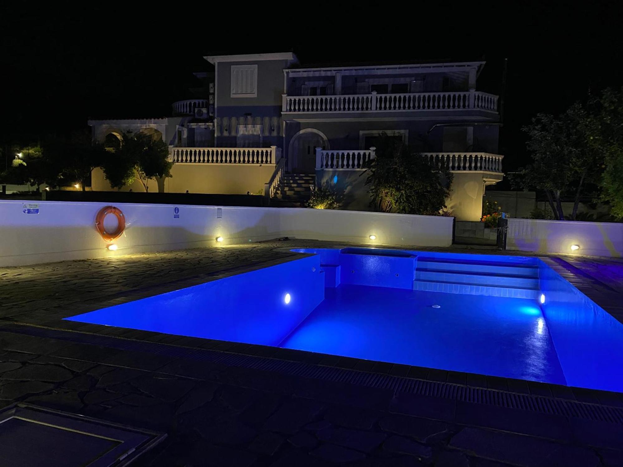 Villa Karras 毕达哥利翁 外观 照片